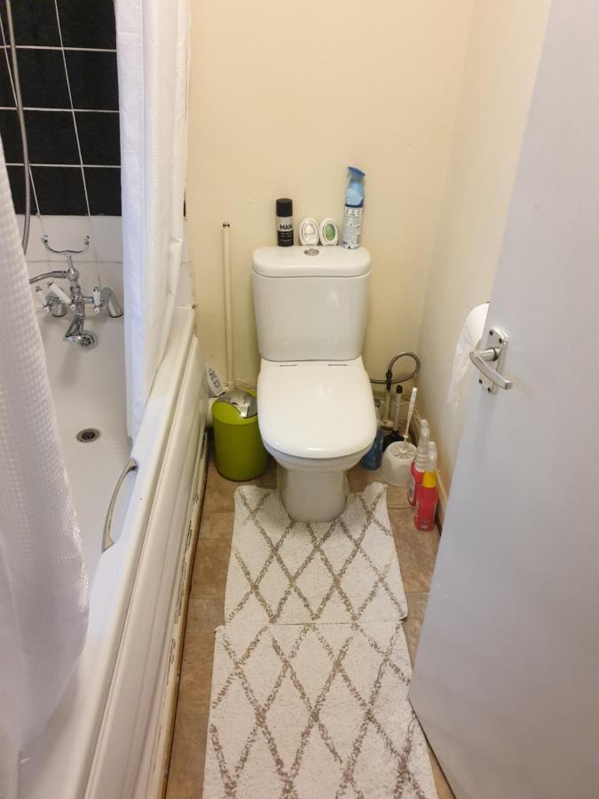 Splendid 4Bedrooms shared Home Manchester Eksteriør billede